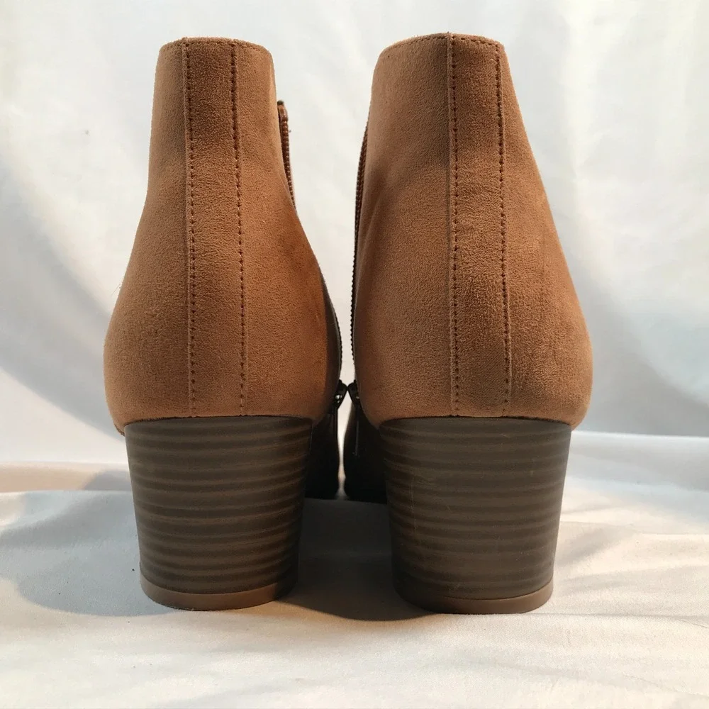 Old Navy Womens Cognac Faux Suede Pointed Toe‎ Block Heel Ankle Boots Size 10