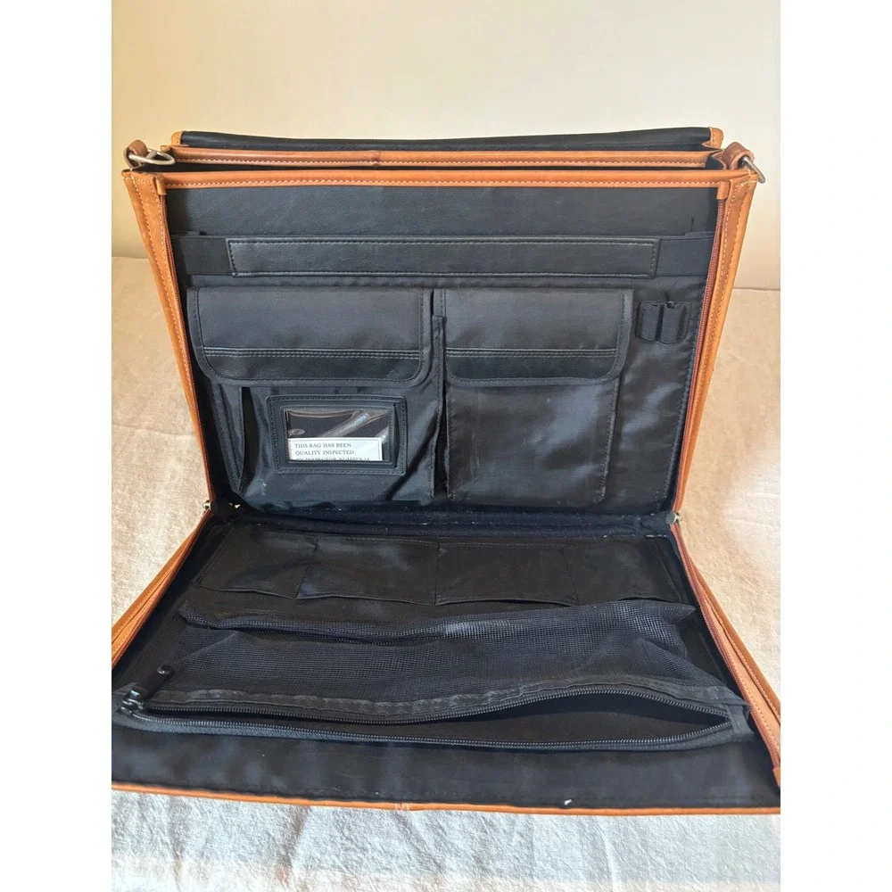 Vintage Tan Rich Leather Briefcase Bag PORT Incorporated Timeless, Academia