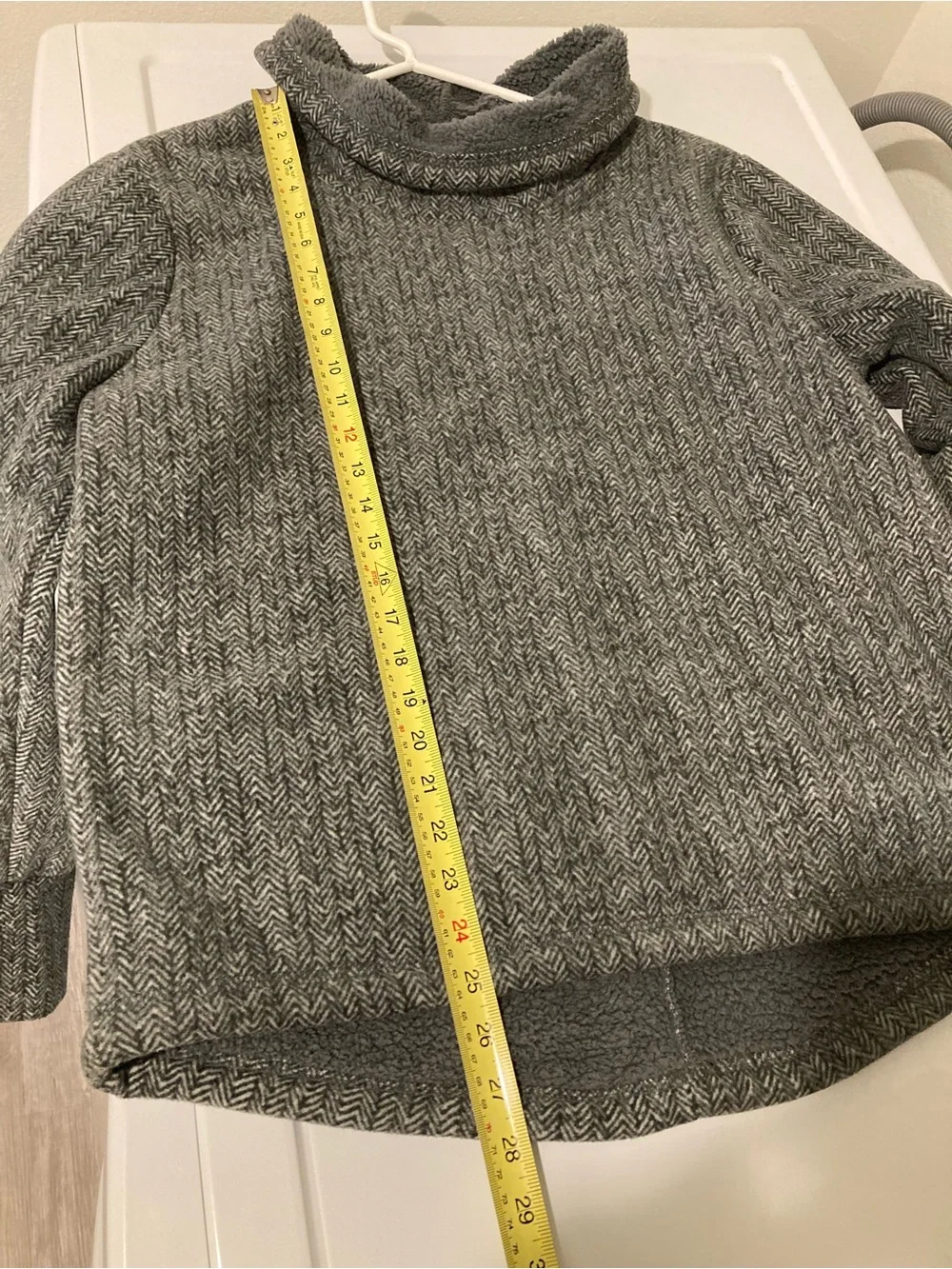 Avalanche women cowl