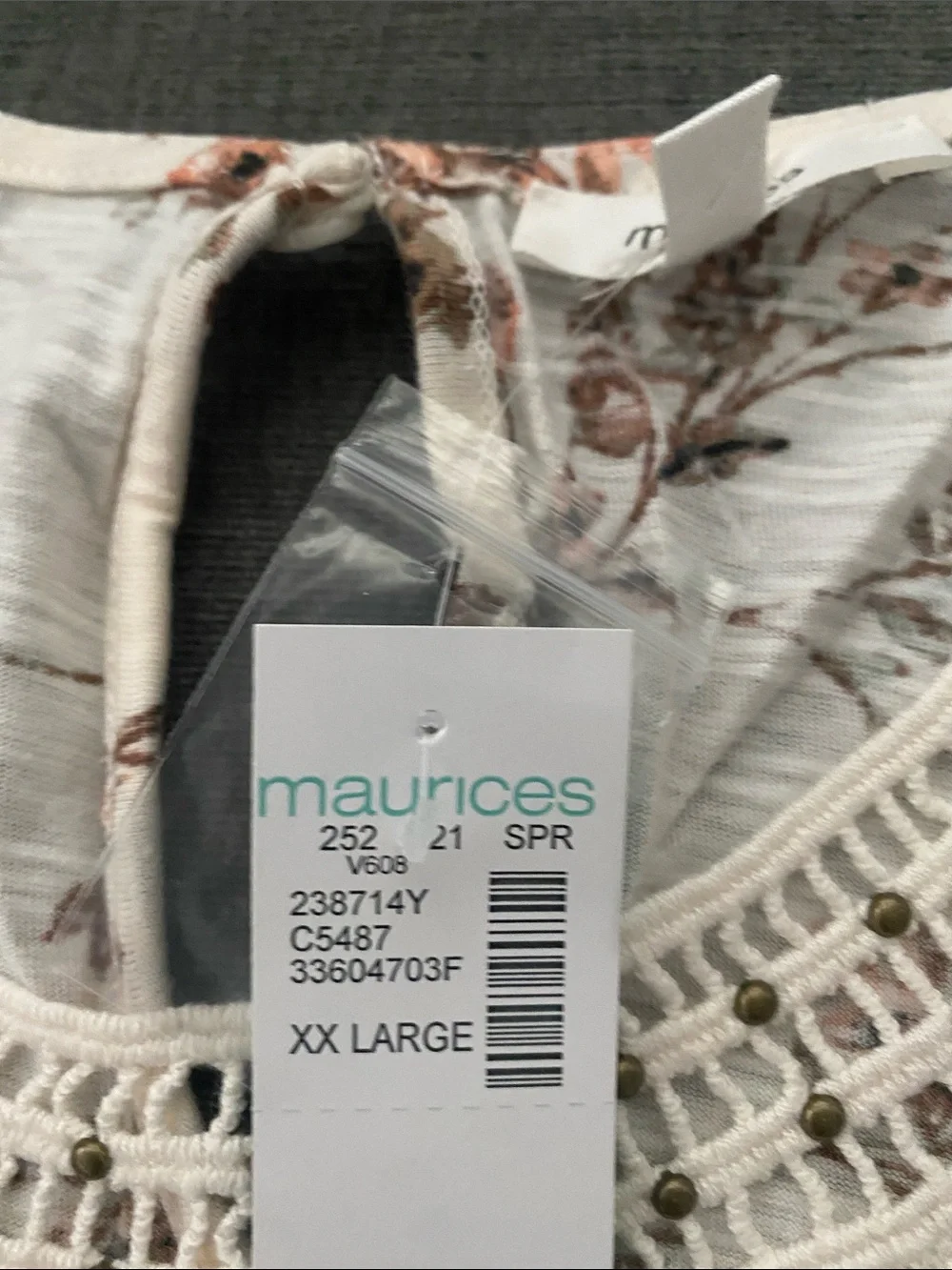 Maurices sleeveless cream