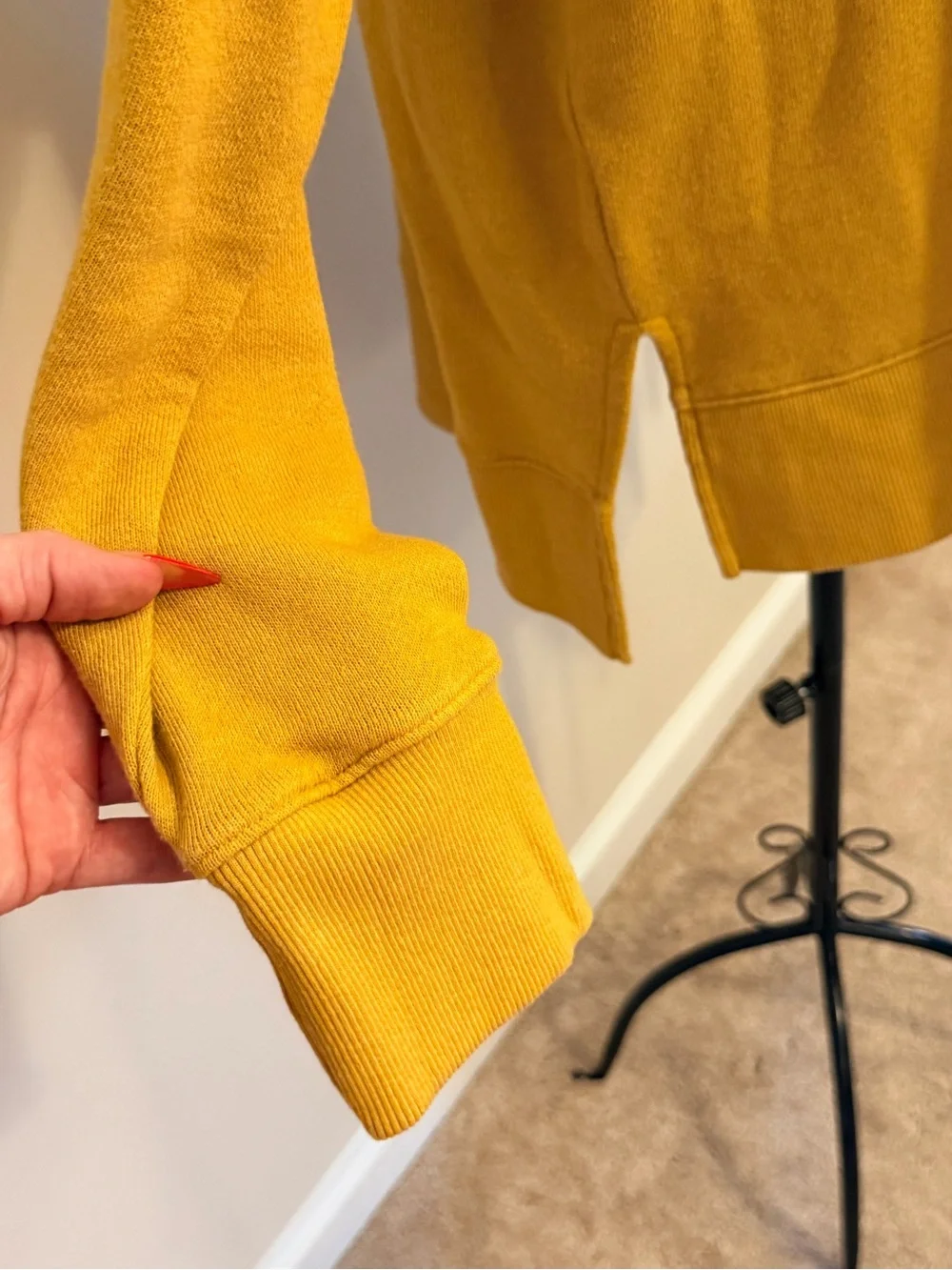 Time and Tru Fall Yellow Crew Neck Pullover Sweatshirt Long Sleeve Relaxed Fit L