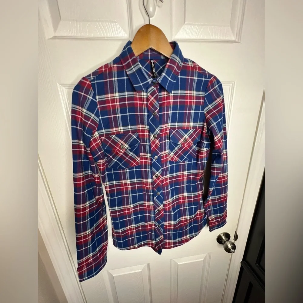 Kuhl Women’s X Small Alina Flannel Shirt Blue Plaid Long Sleeve Button Up Top XS