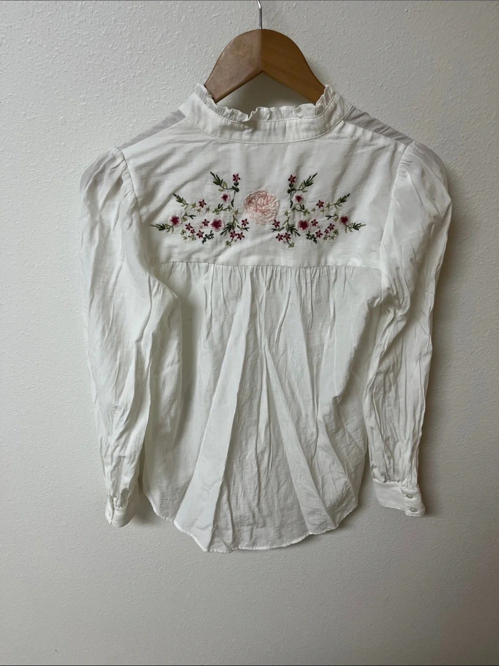 FRNCH lightweight white