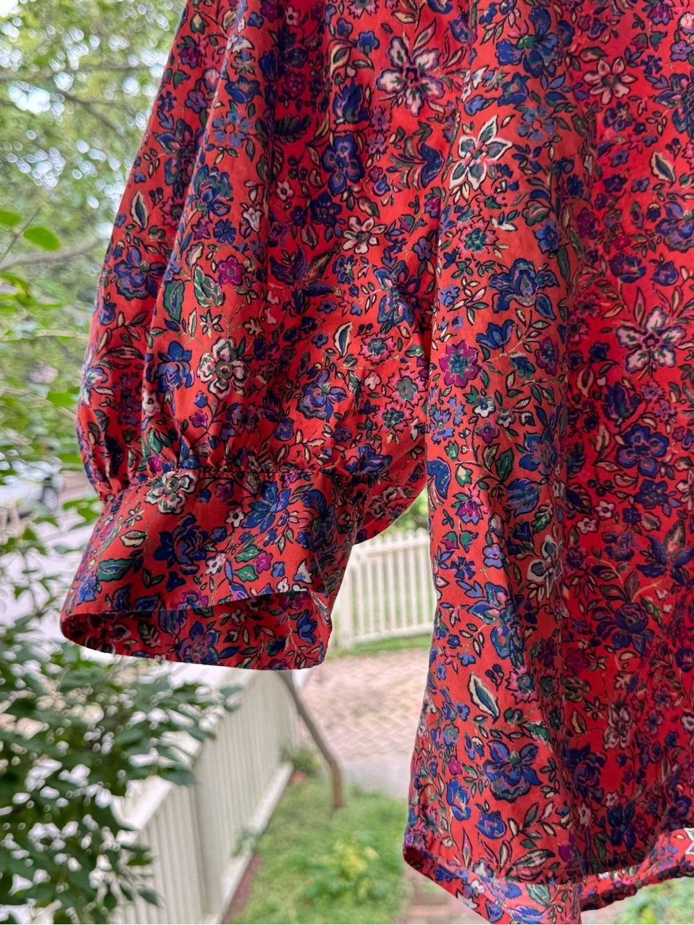 Universal Thread Red Floral V-Neck Puff Sleeve Tunic