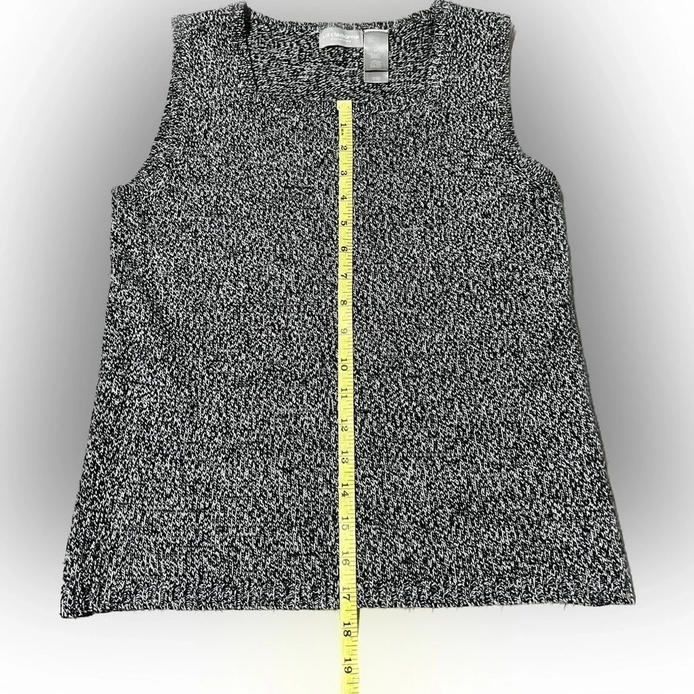 Liz Claiborne Jacket & Undershirt Set (Sz M)