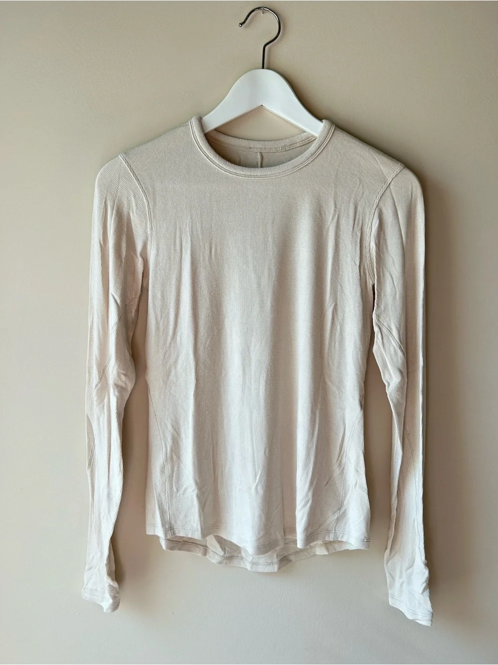 Lululemon Women's Long Sleeve Soft Oatmeal Cream Casual Longsleeve