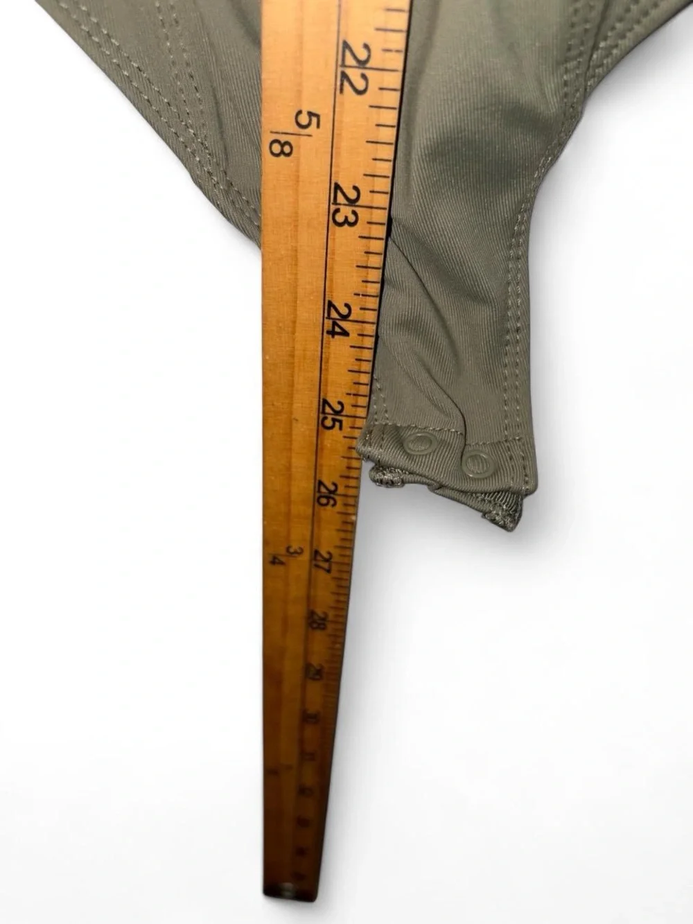 House of Harlow 1960 Olive Green V-Neck Sleeveless Bodysuit