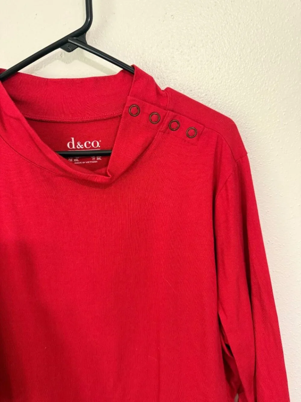 Denim & Co. add pop