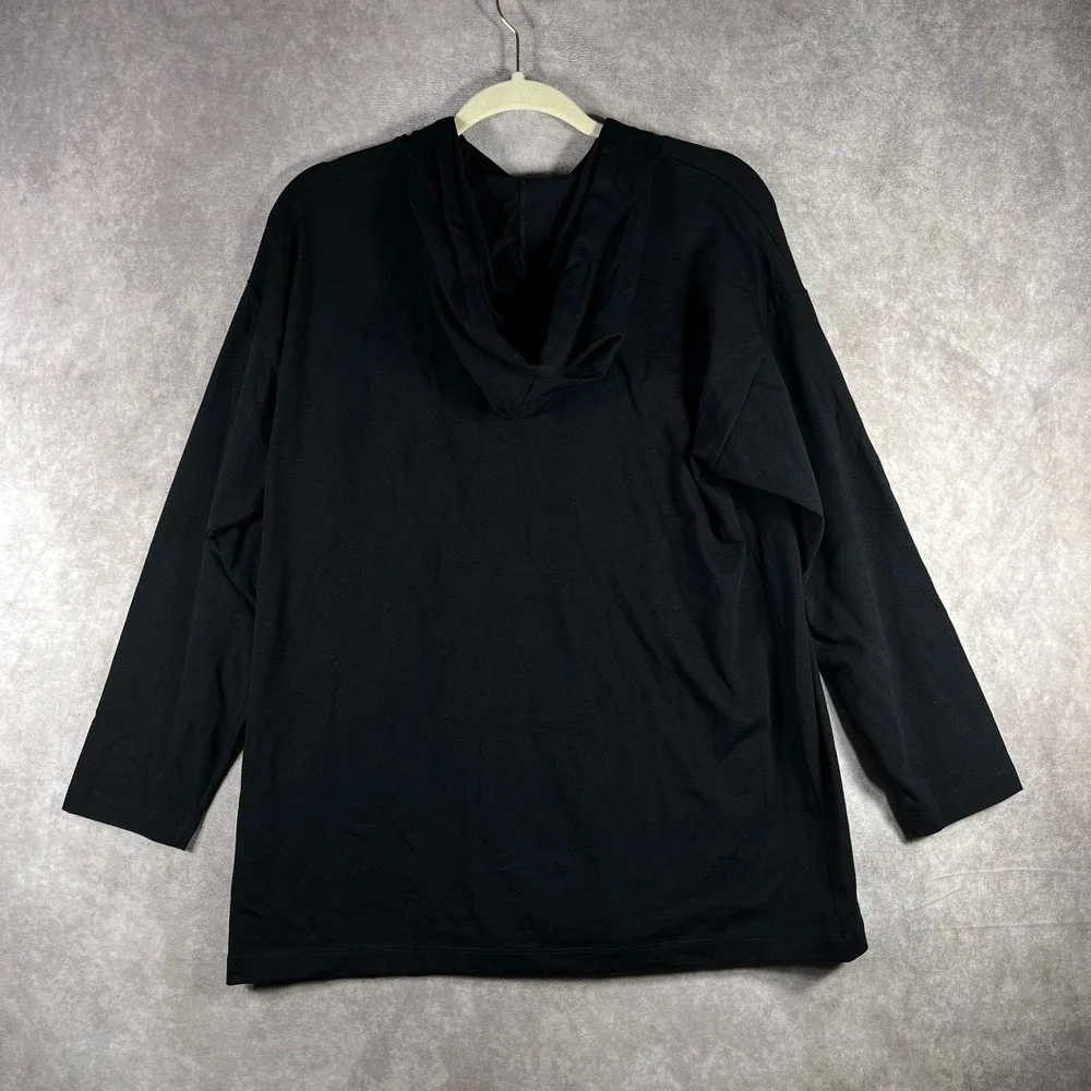Eileen Fisher eileen fisher