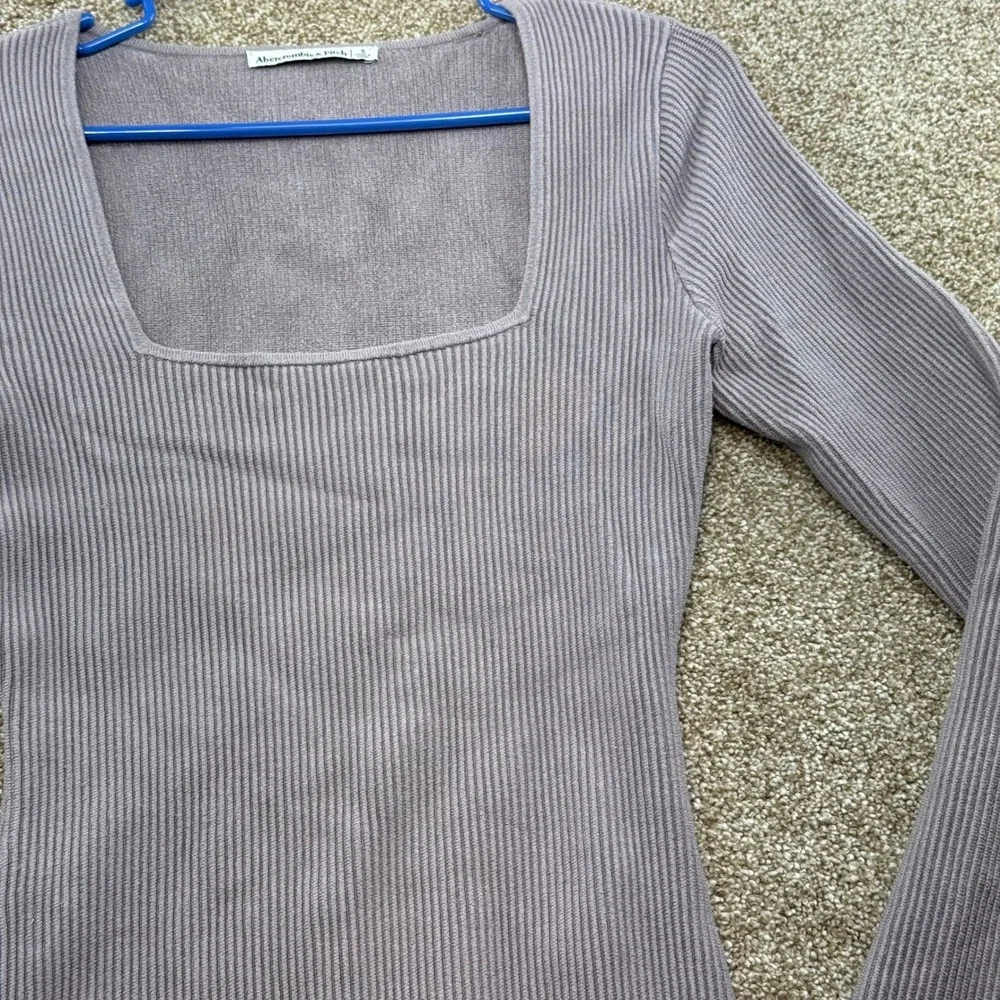 Abercrombie & Fitch Womens Ribbed Square Long Sleeve Bodysuit Mauve Small Y2K