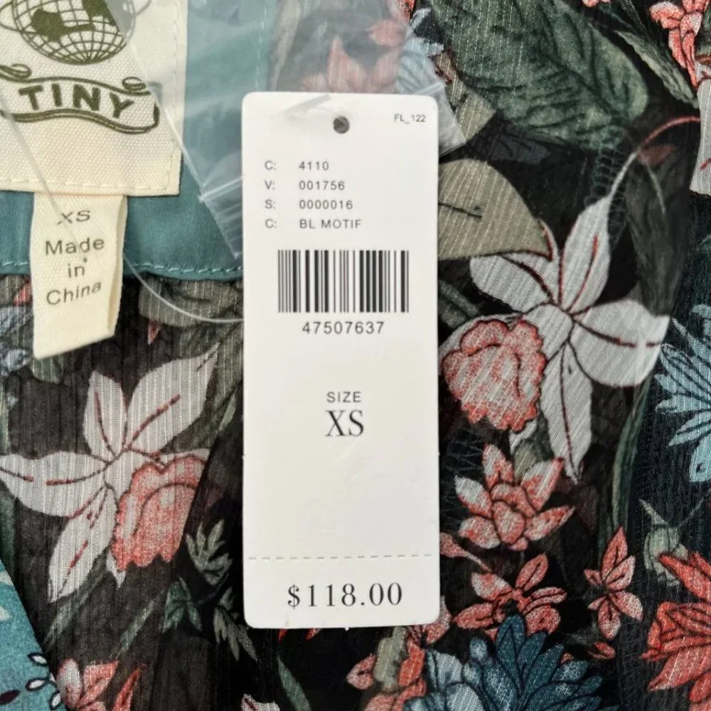 Anthropologie 100% xs smoke