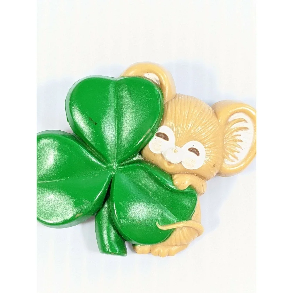 Vintage 1983 Hallmark Clover Shamrock Mouse Pin St Patrick's‎ Day