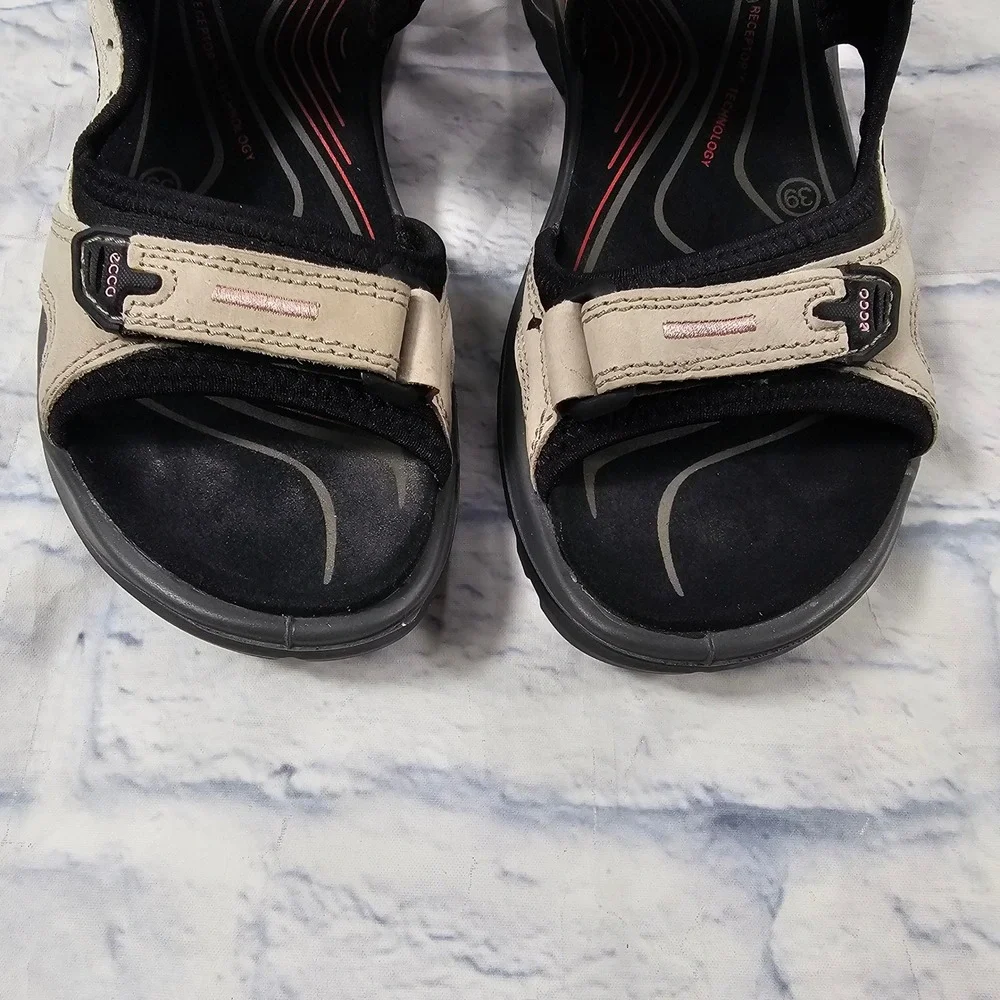 ECCO Offroad Yucatan Sport Sandals Womens 39 8 Beige Black Receptor Hiking Trail