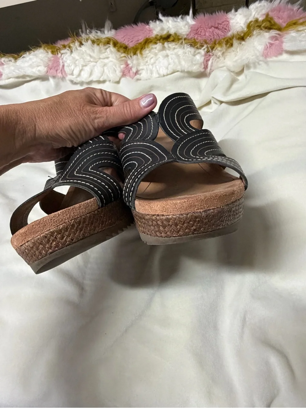 Vionic malorie wedge
