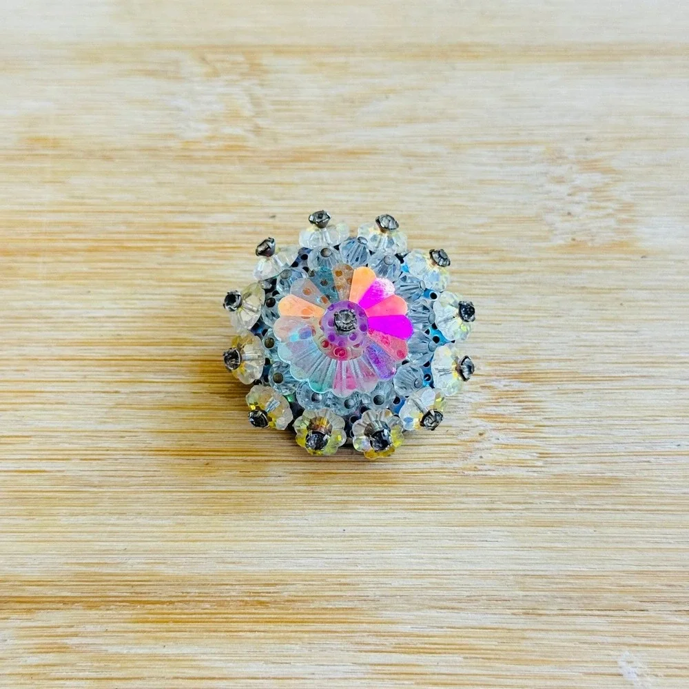 VTG Aurora Borealis Margarita‎ Crystal Cluster Brooch Pin Jeweled Retro Rainbow