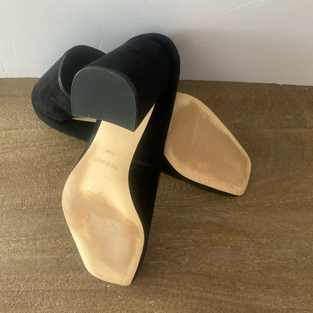Nine West Black Suede‎ Heels