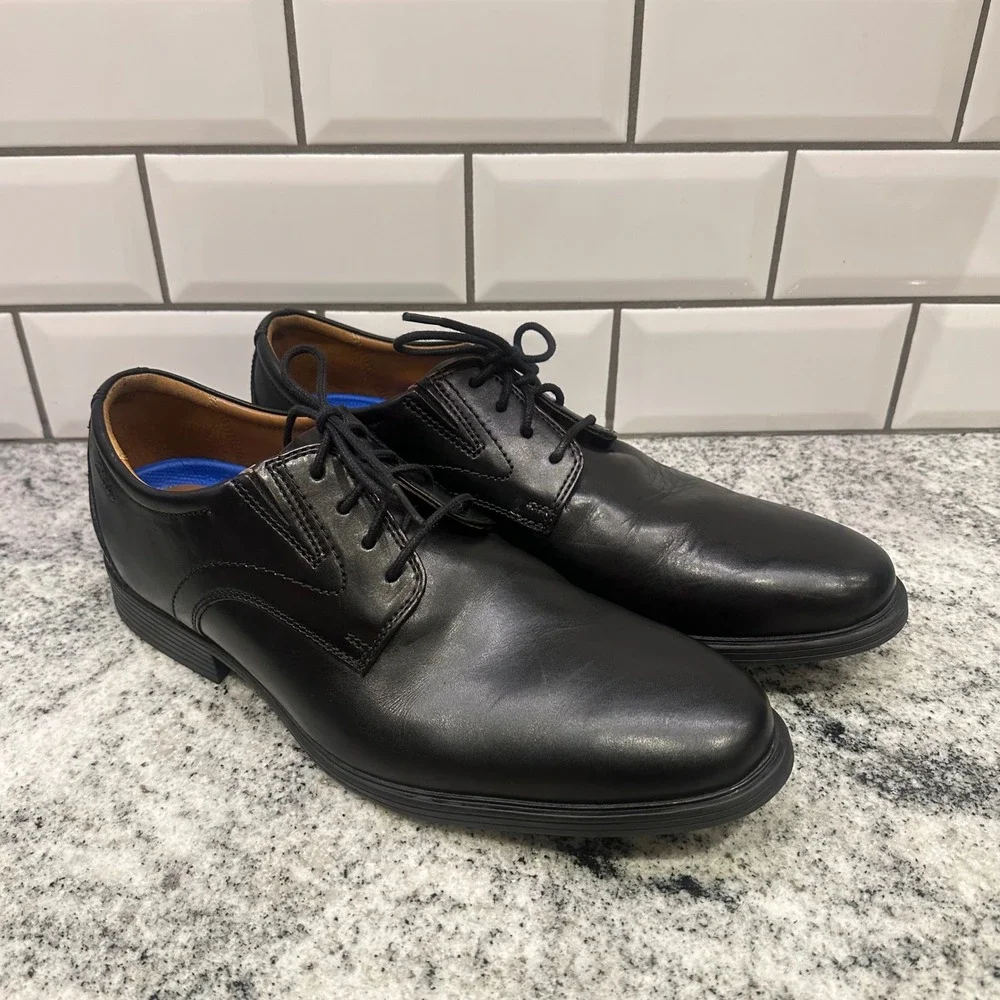 Clarks Mens 9.5 Dress Shoes Black Leather Derby Extreme Comfort Professional