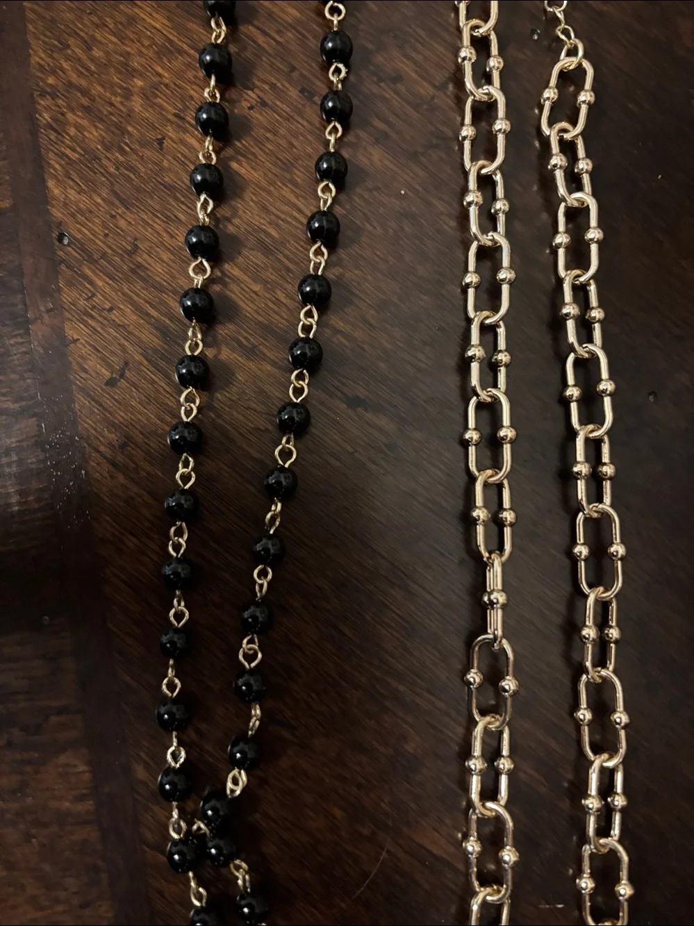 N/A elegant gold