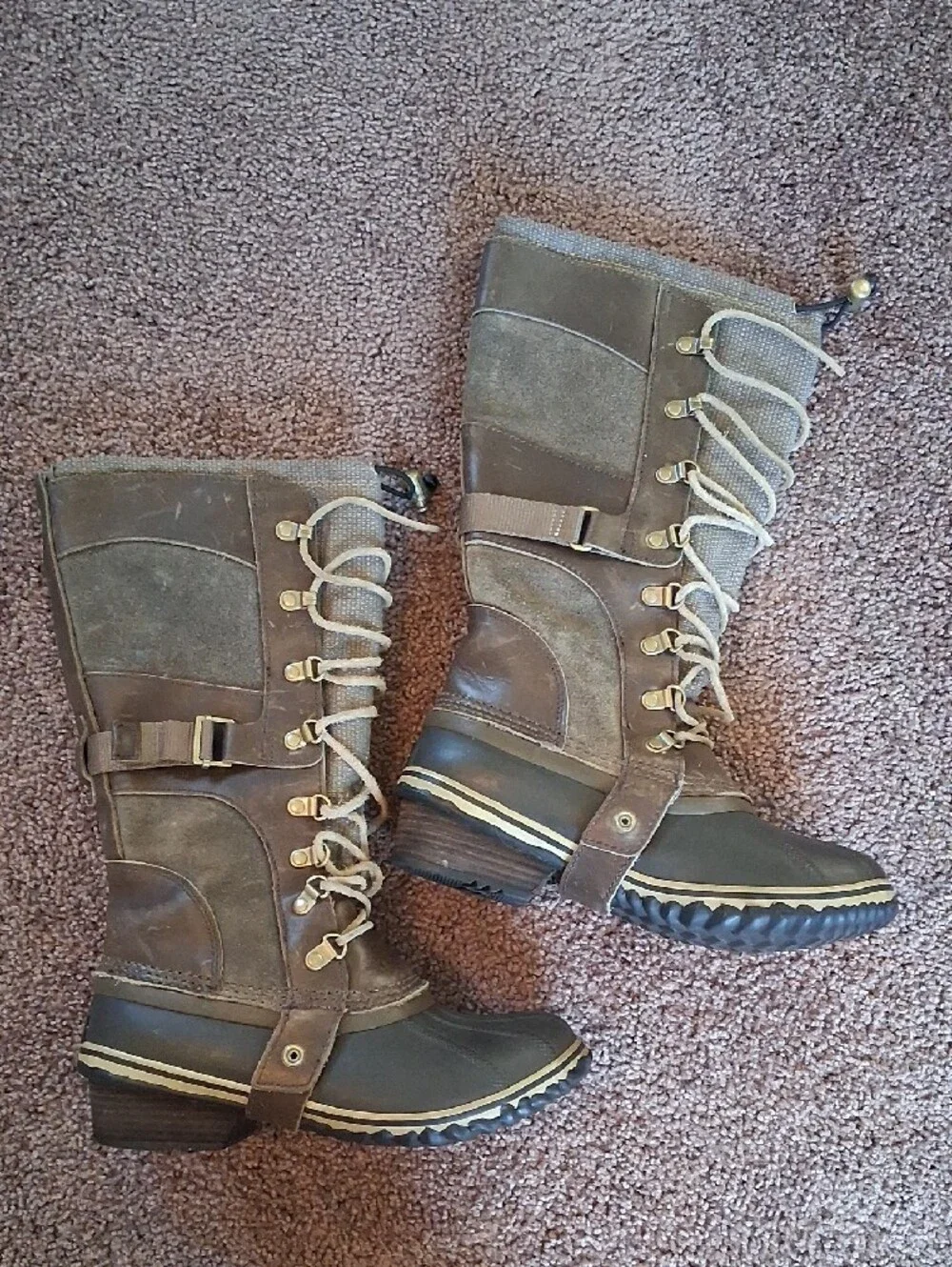 Sorel Conquest Carly Brown Gray Tall Lace-Up Waterproof Winter Boots