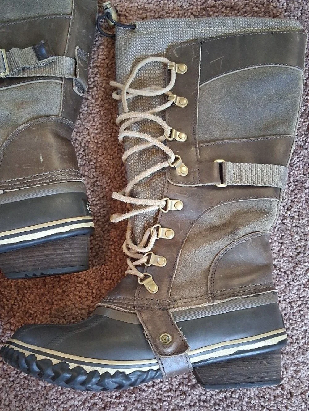 Sorel Conquest Carly Brown Gray Tall Lace-Up Waterproof Winter Boots