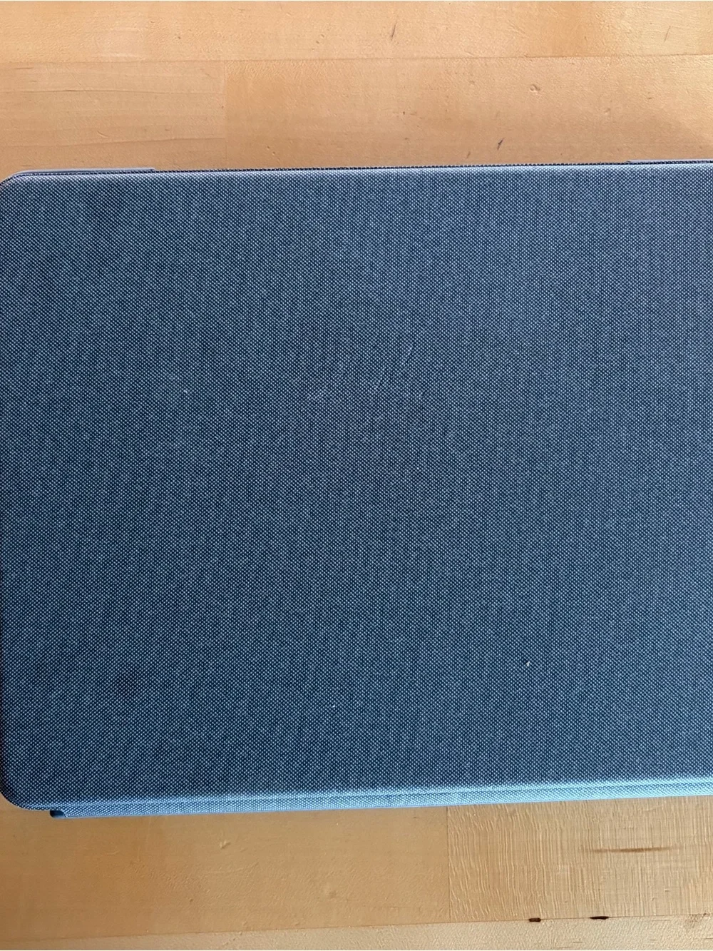 Logitech profile magnetic