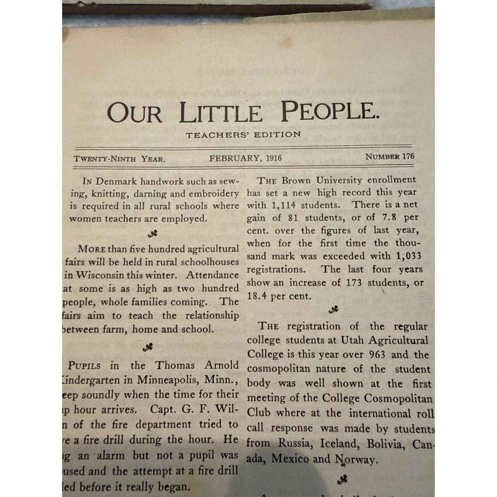 D.H. Knowlton & Co collection antique