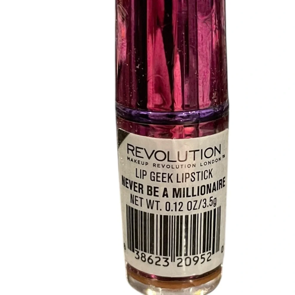 Makeup Revolution enhance your