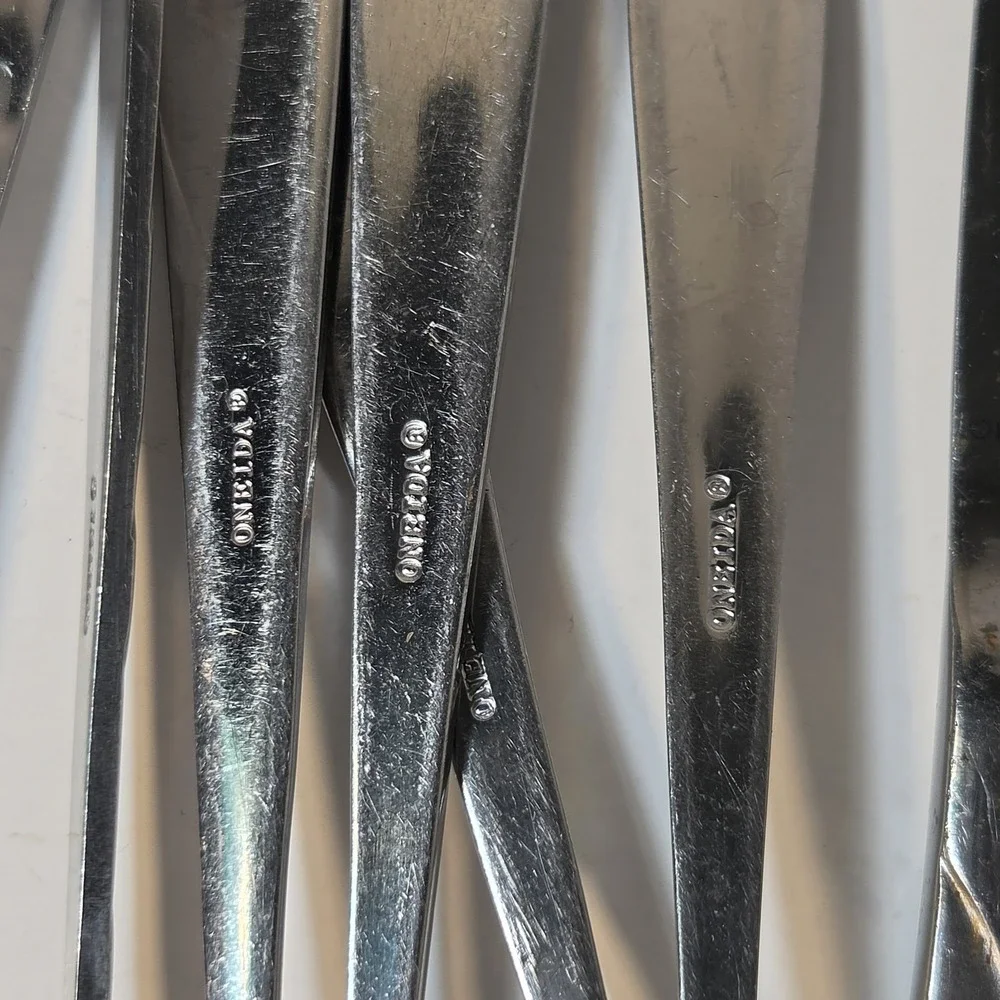 Oneida knives ideal spoons