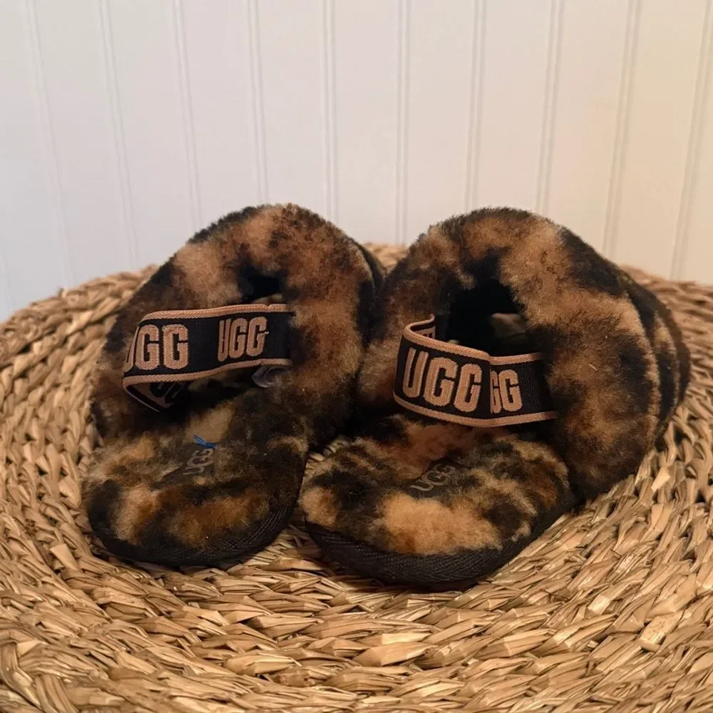 UGG Kids Animal Print Fluffy Slippers - 10 - Good Condition