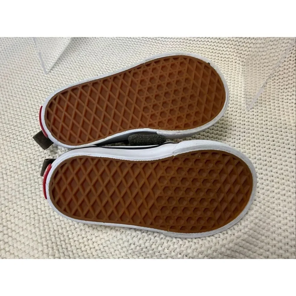 Vans slip sneakers