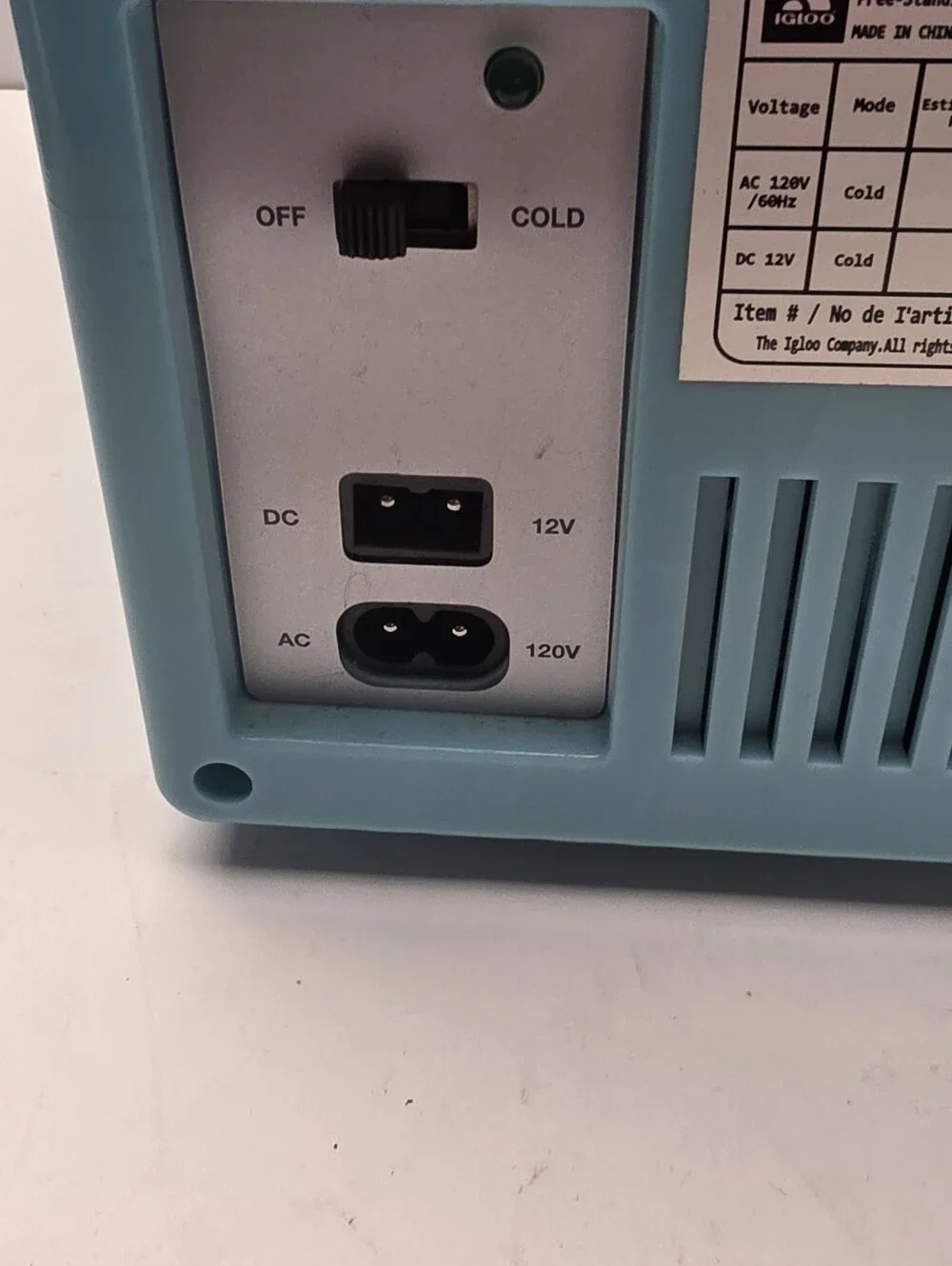 Igloo light fridge