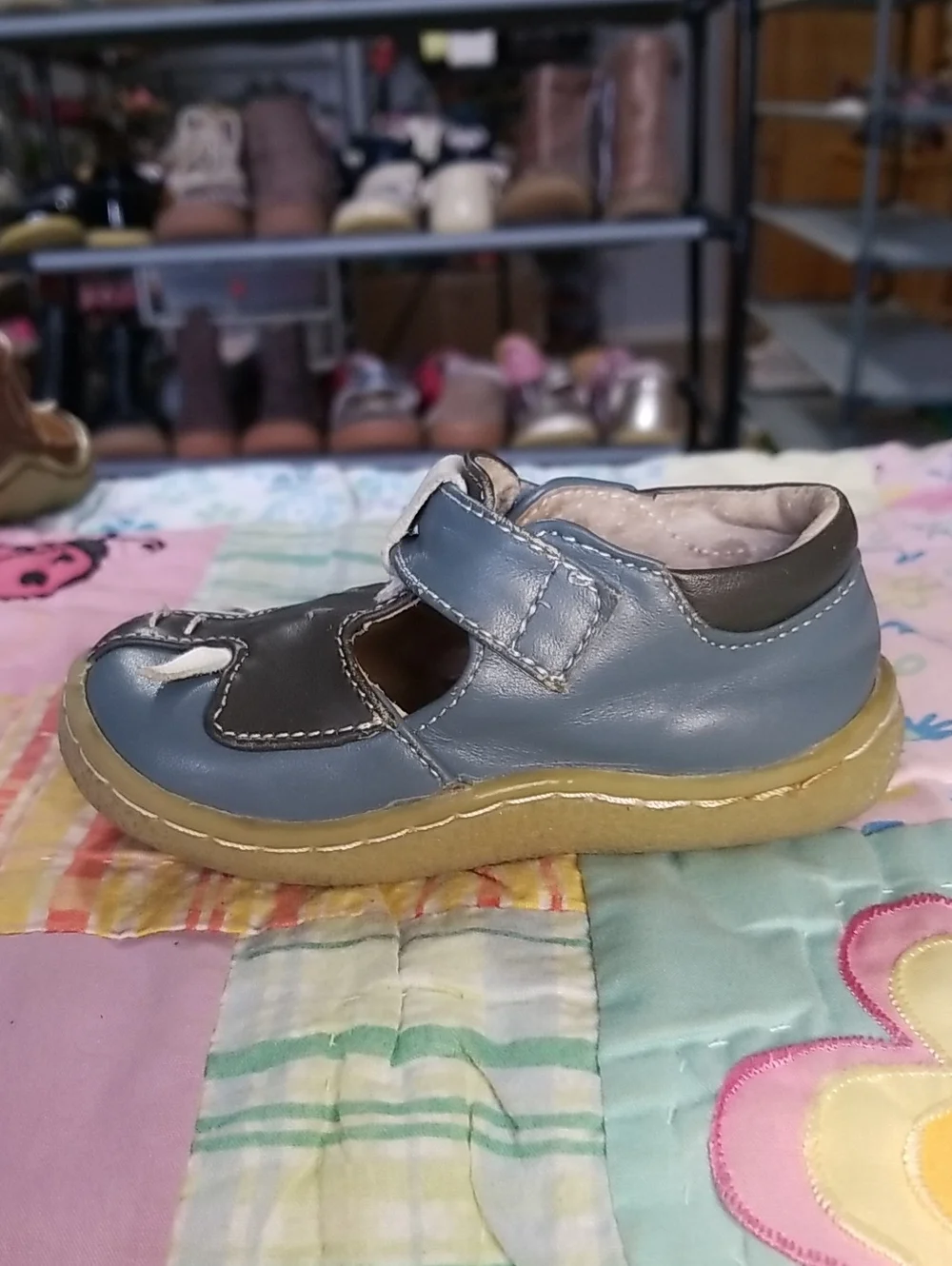 Livie & Luca Blue and Gray Leather Elephants Size 5