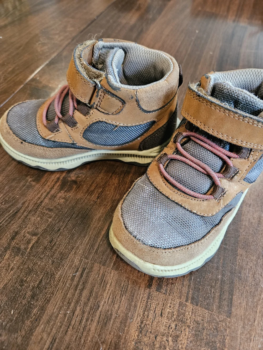 OshKosh Bgosh sturdy high