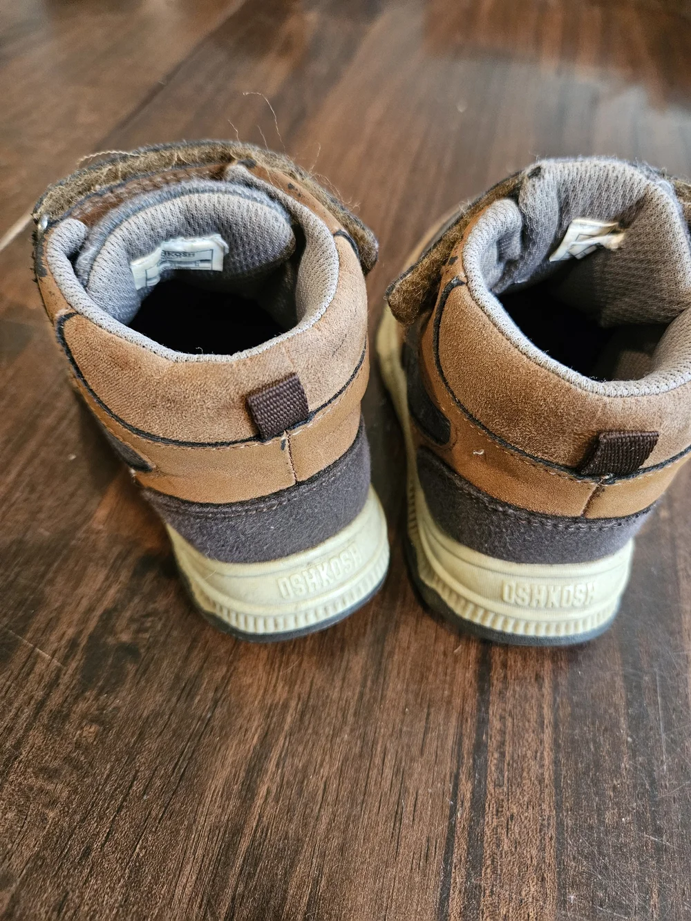 OshKosh Bgosh sturdy high