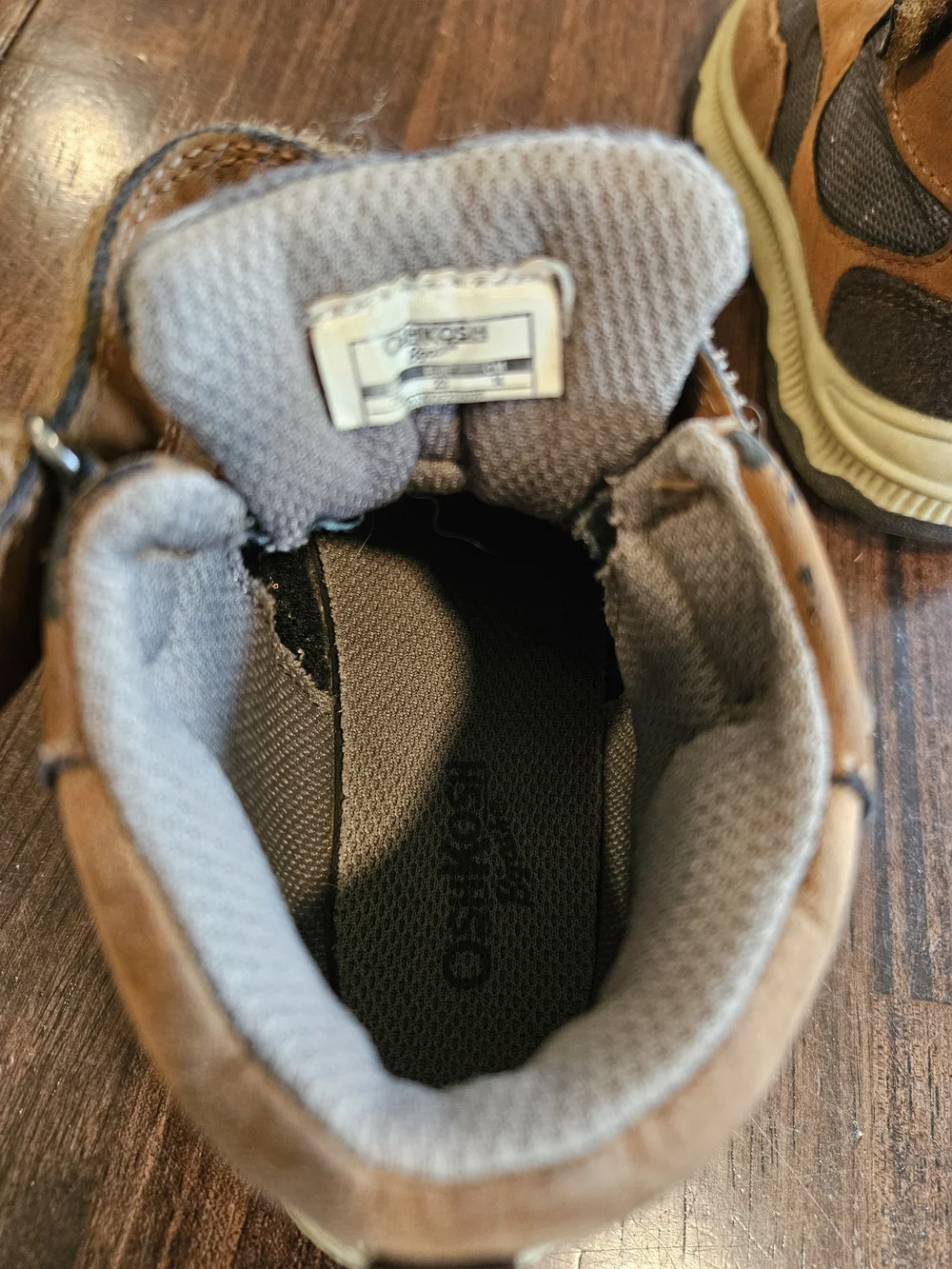 OshKosh Bgosh sturdy high