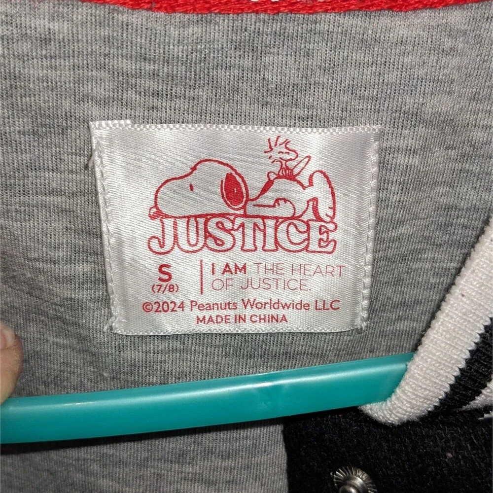 Justice peanuts snoopy