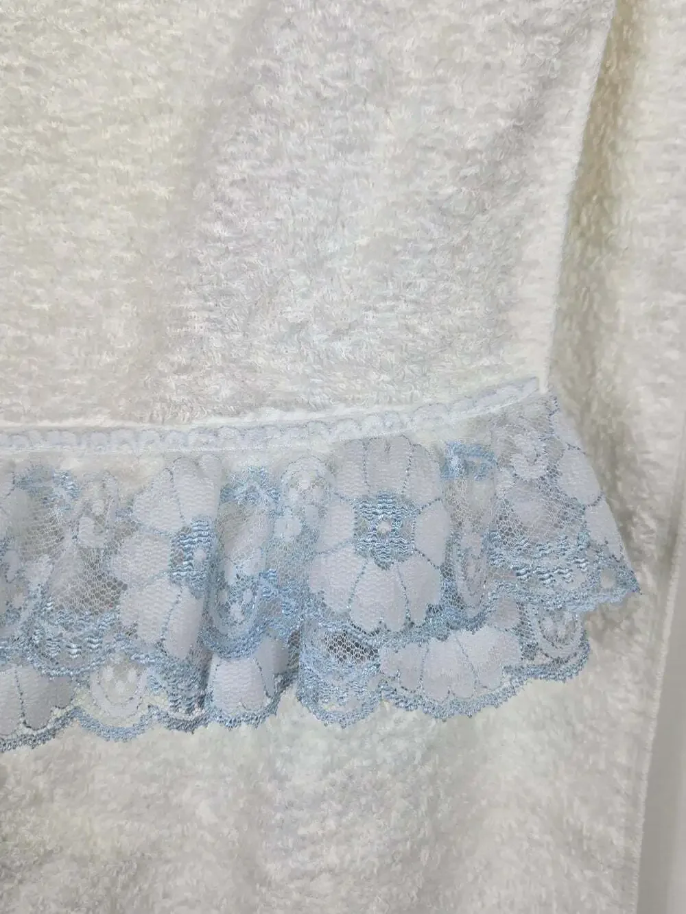 Sahara Club shabby white inspired