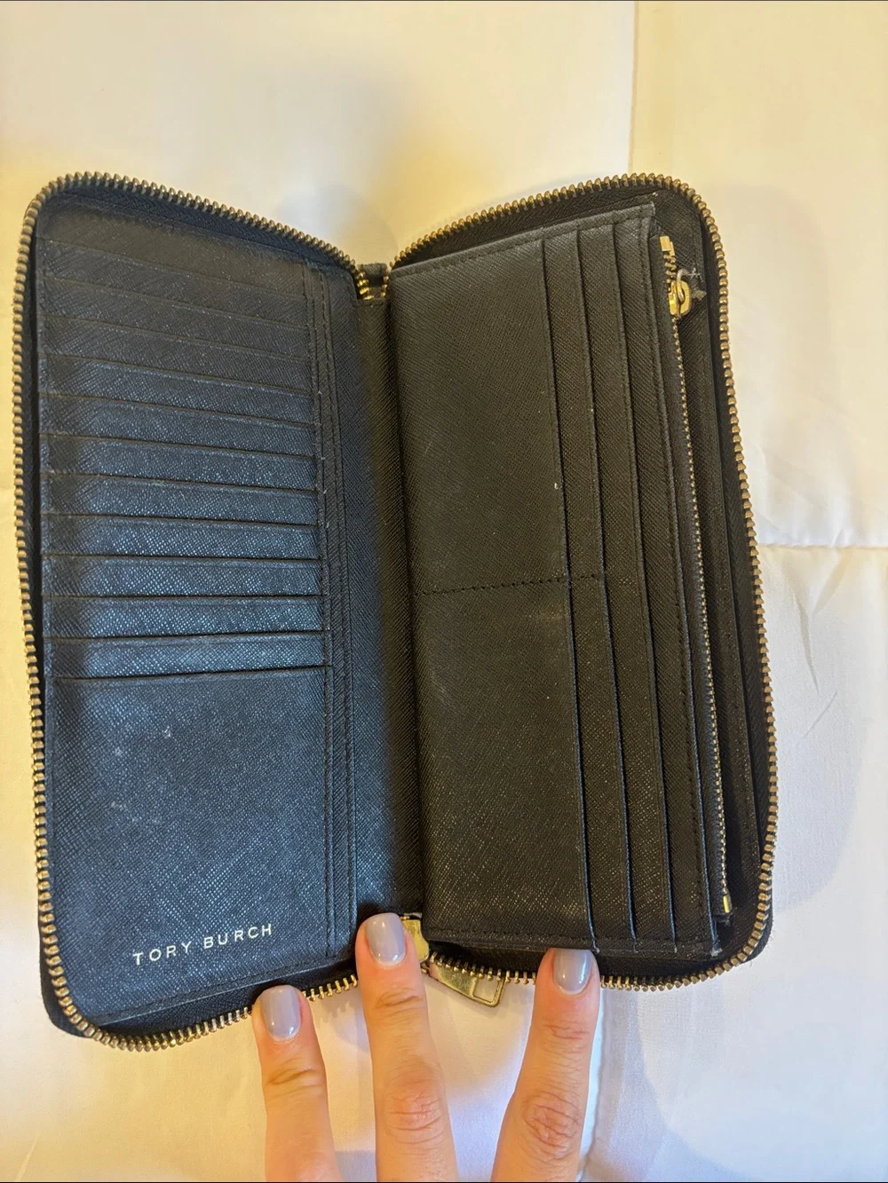 Tory Burch classic zip