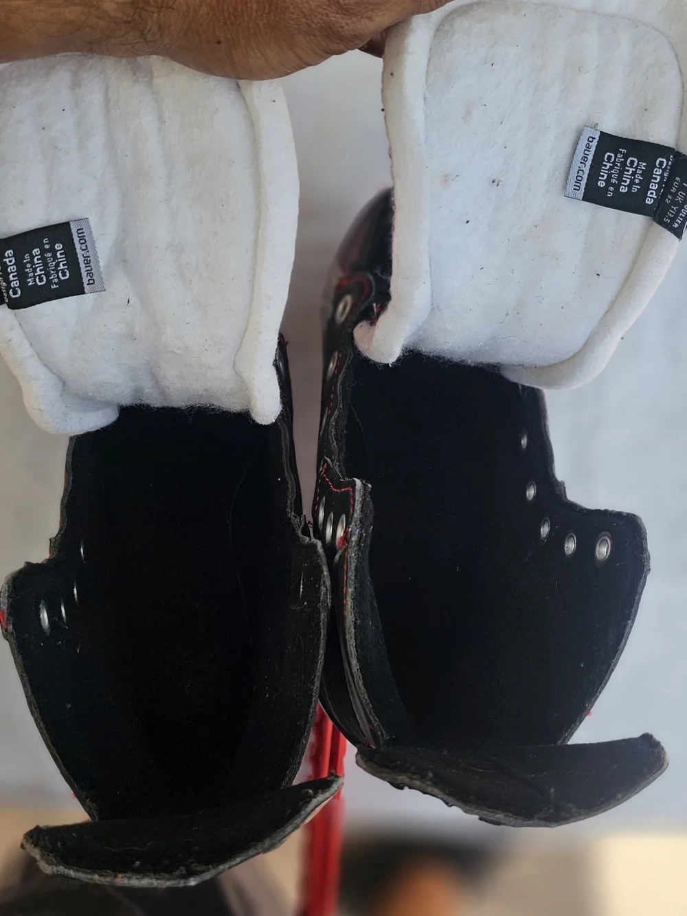 Bauer Vapor Kids' Black and Red Ice Skates