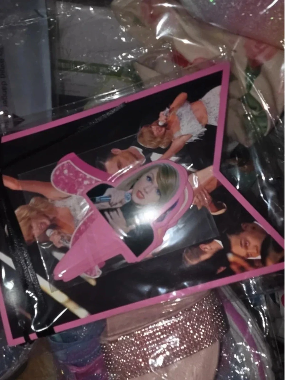 Taylor Swift backdrop cupcake