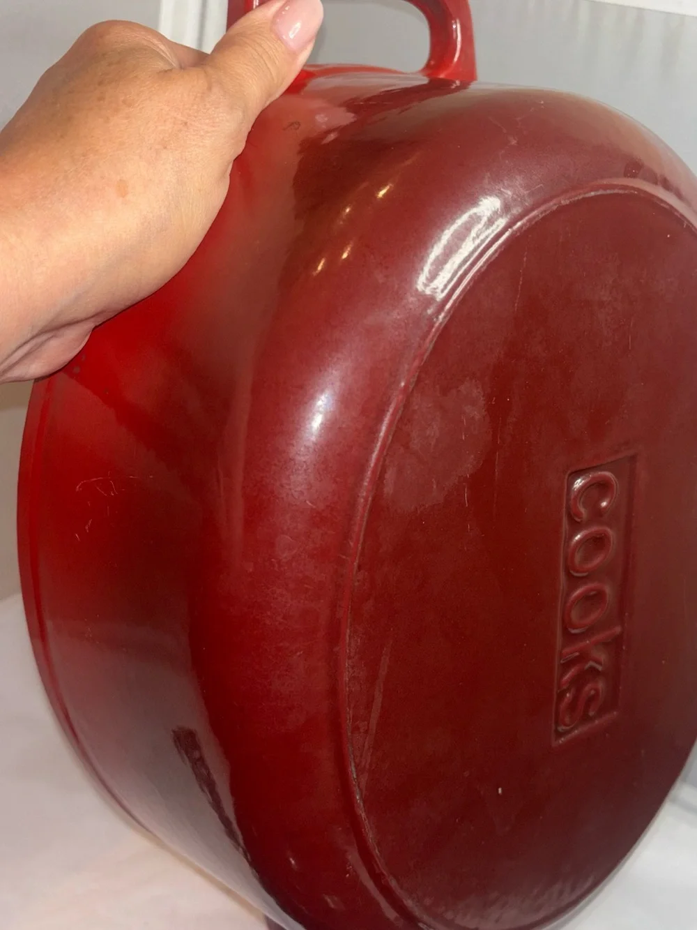Large Red Enameled Cast Iron Dutch Oven with Lid COOKS