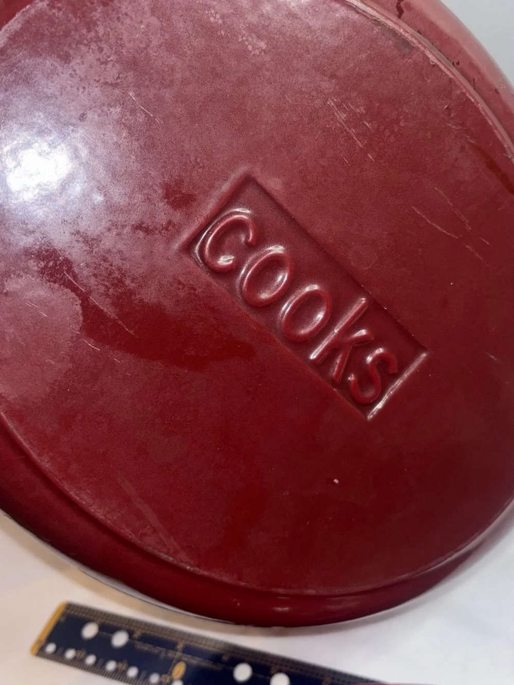 Large Red Enameled Cast Iron Dutch Oven with Lid COOKS