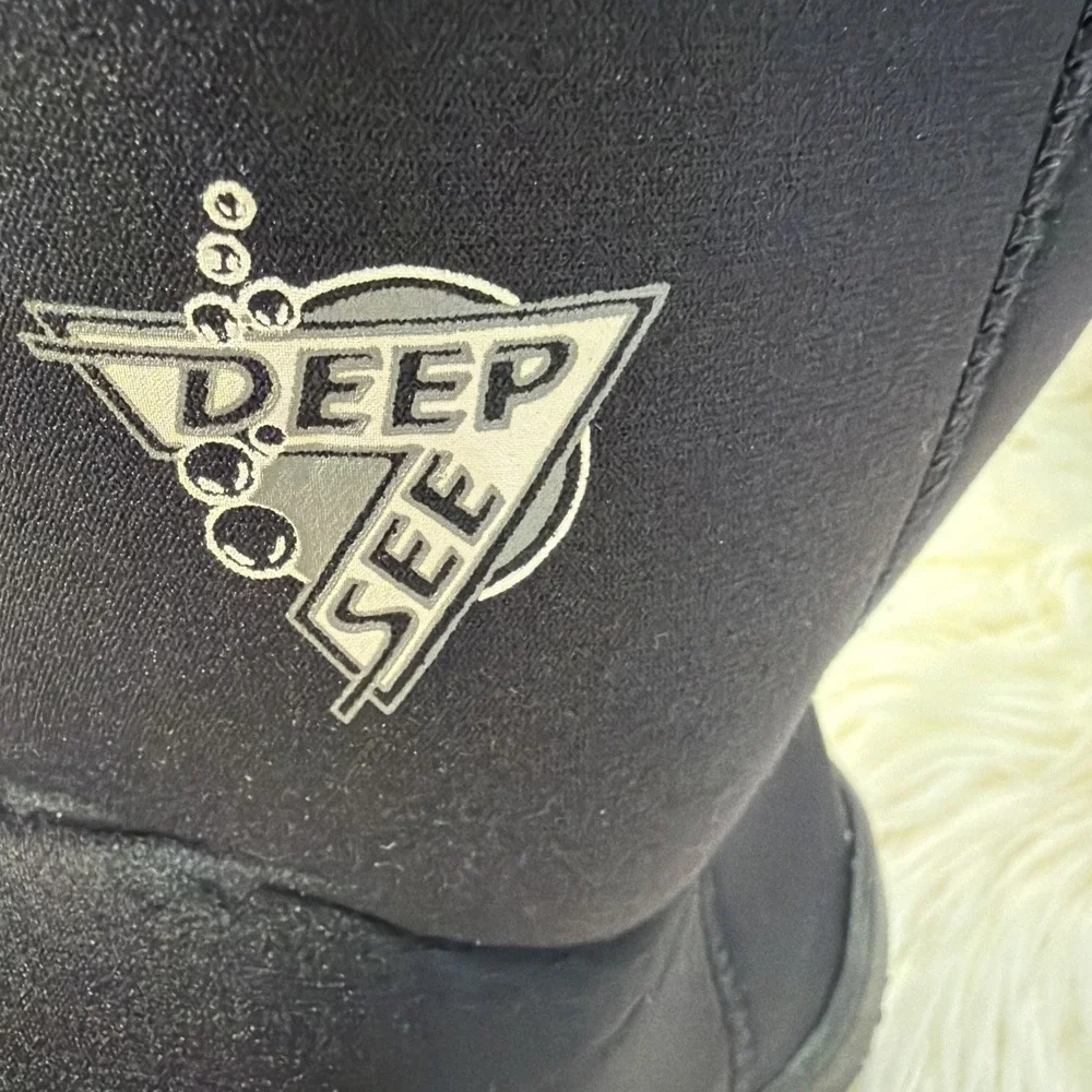 Deep See deep sea