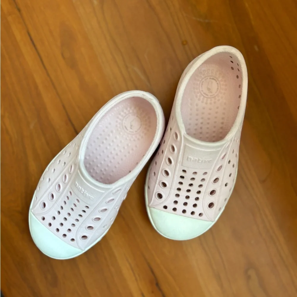 Native Shoes great light