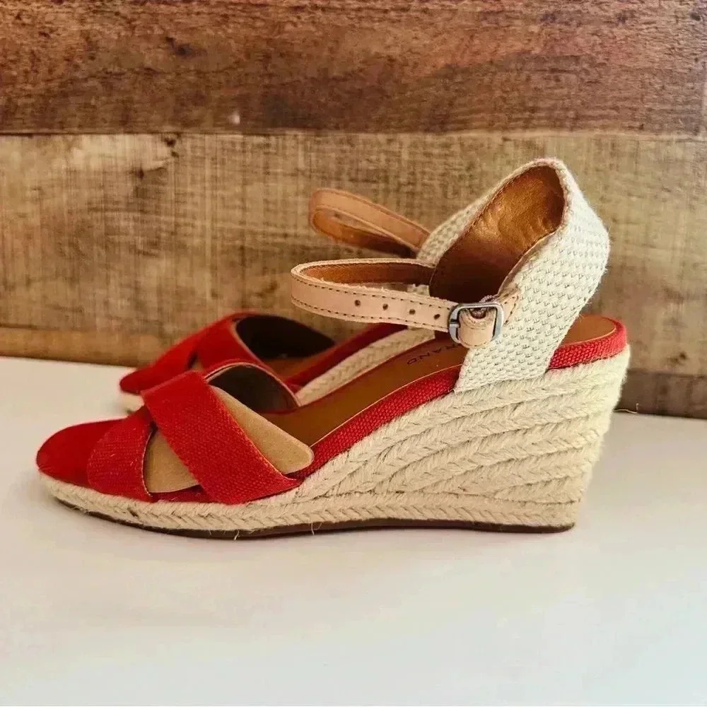 Lucky Brand nwot pet