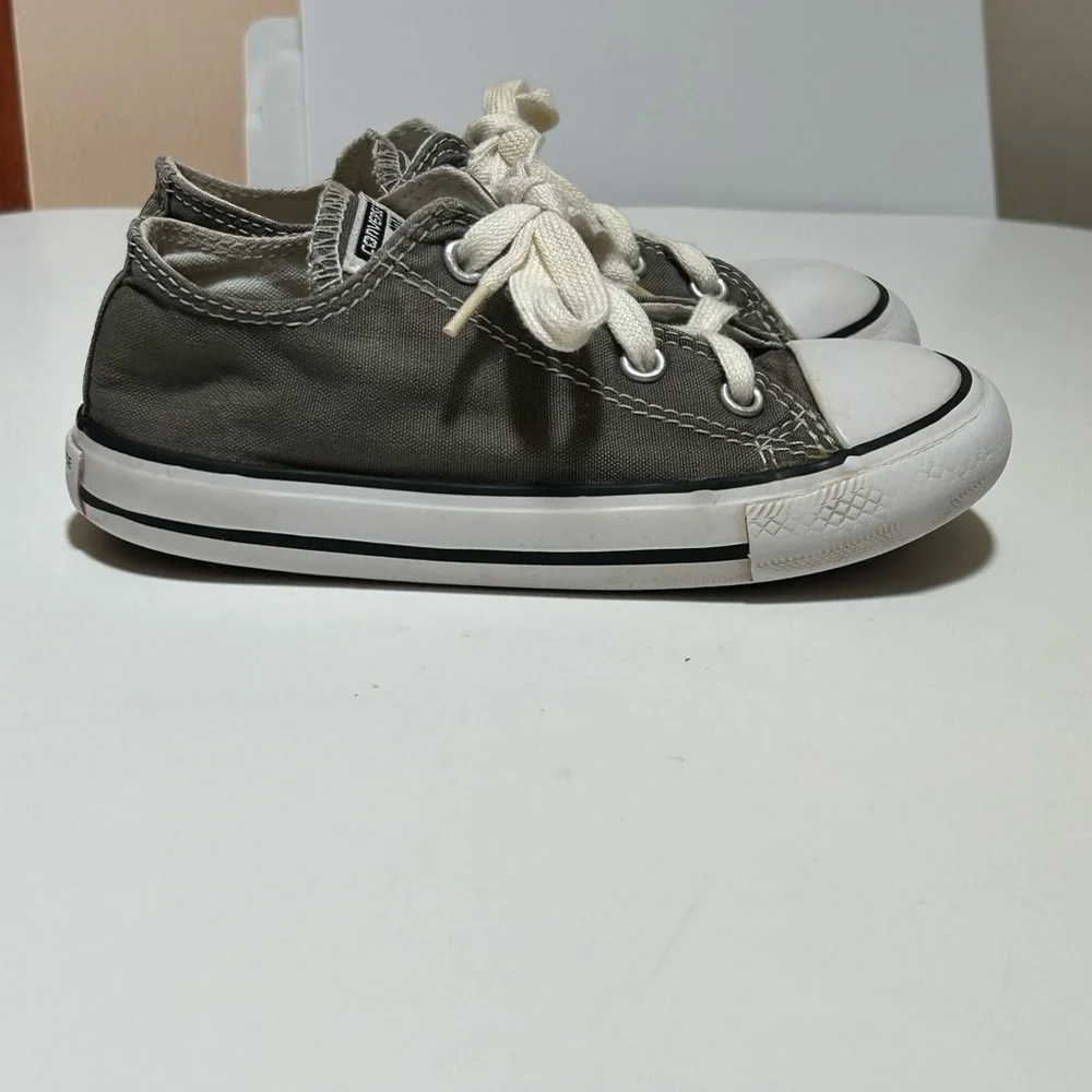 Converse Chuck Taylor All Star Low Top Sneakers