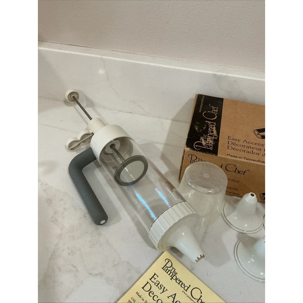 Pampered Chef excellent clean