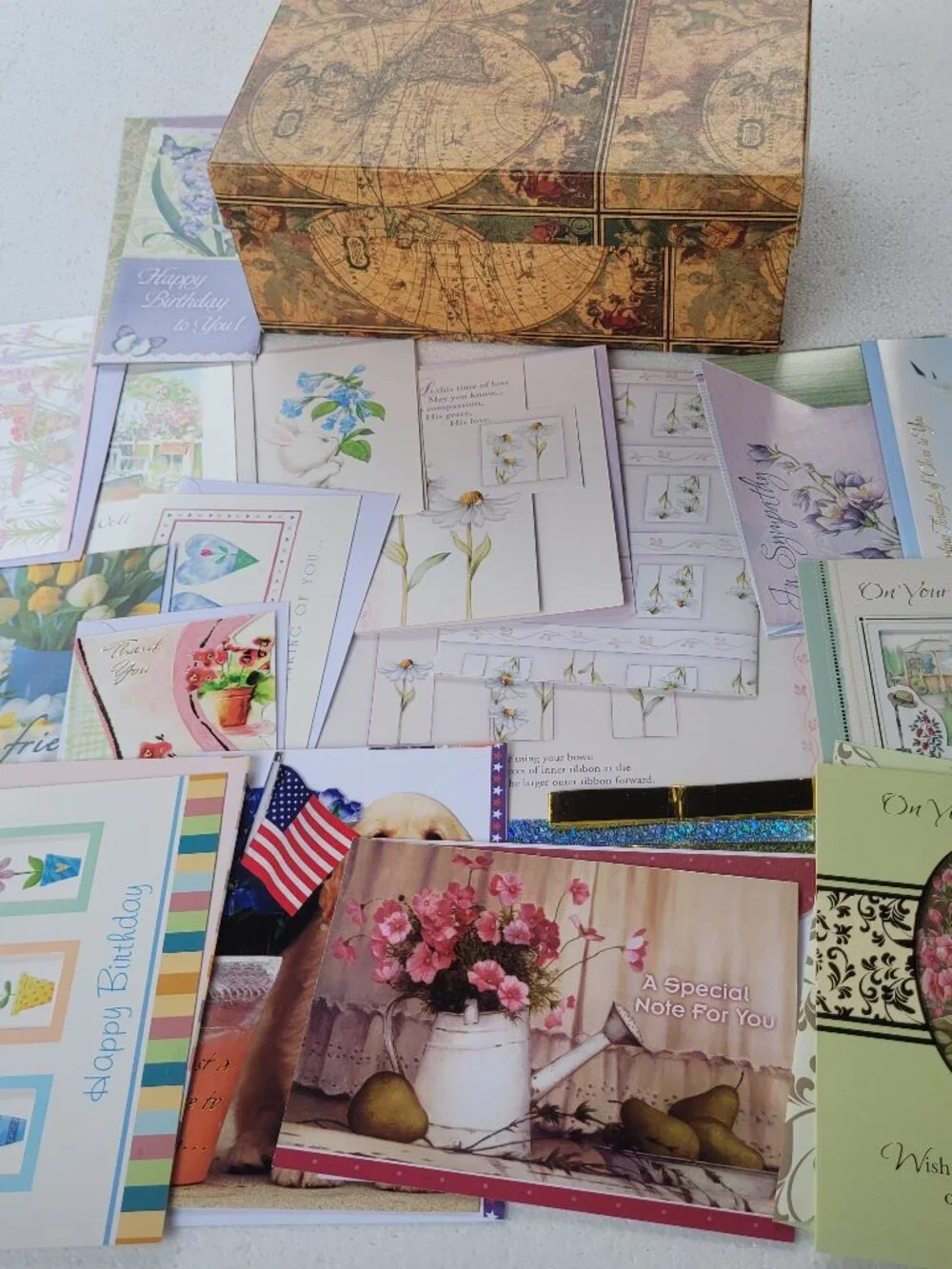 Deluxe Stationery Gift Box w/ Dividers 45 Greeting Cards Wrapping Paper 2 Bags