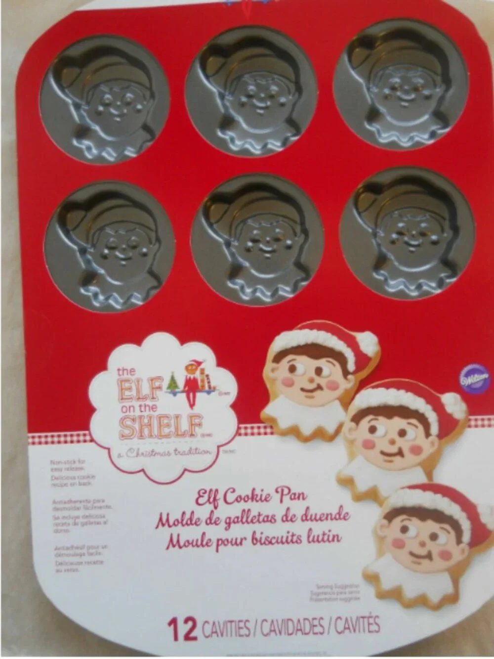 Wilton Elf On the Shelf Cookie Pan 12-Cavity Holiday Cookie Pan NEW