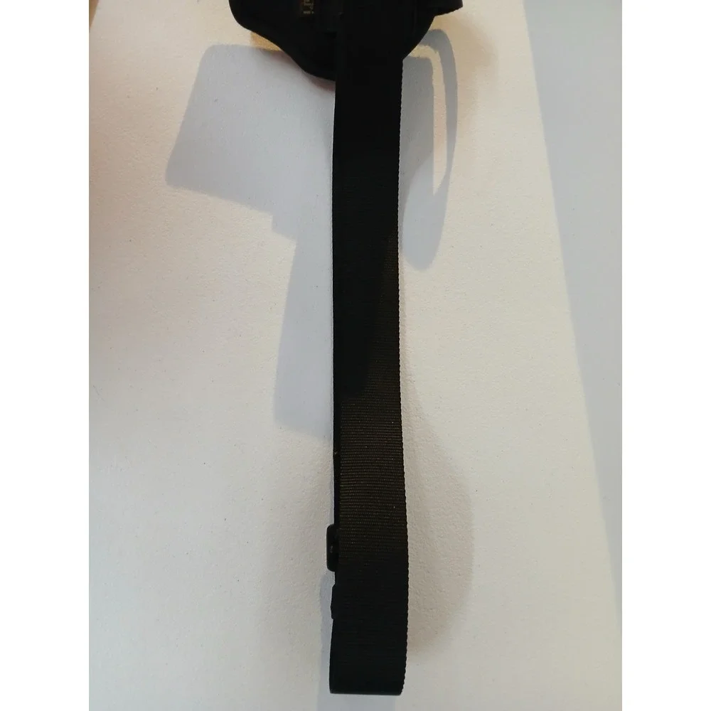 Uncle Mikes Sidekick Hip Holster 3.5'X4.5' Size 15/RH NR -Black Hawk Belt #1227